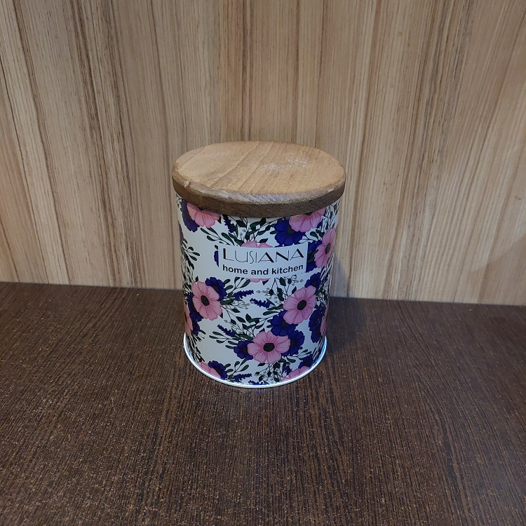 بانکه فلزی در چوبی